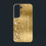Gold Glittery Folie Girly Handtekening Samsung Galaxy Hoesje<br><div class="desc">Meisjes faux sparkly gold glitter-hoogtepunten aan de linkerkant met een gouden gele ombre bruin metaal folie. De moderne handtekening kenmerkt een elegant wit calligrafiedoopvont met decoratieve staarten in een verticaal formaat. Pas de doopvontstijlen aan of verplaats de glinsterende grafiek aan creëer uw eigen telefoontoestel. De extra sparkles, glitter en folie...</div>