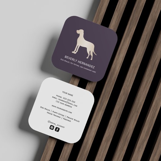 Gold Great Dane Dog Walker Trainer Puppy zit vol Vierkante Visitekaartje