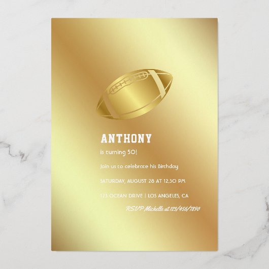 Gold & Green American Football Birthday Chalkboard Folie Uitnodiging (Achterkant)