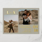 Gold green minimalistisch initiaal 2 foto's bruilo folie uitnodiging (Voorkant)