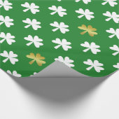 Gold & Green Shamrock Pattern St Patrick's Day Cadeaupapier (Hoek)