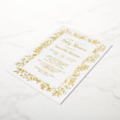 Gold Greenery Foliage Gender Neutral Baby shower Folie Uitnodiging (Gedraaid)