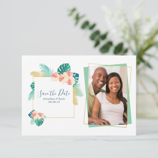 Gold Hawaiian Hibiscus Wedding Save the Date (Staand voorkant)