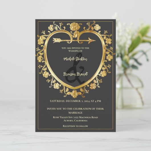 Gold Heart Wedding Uitnodiging (Staand voorkant)