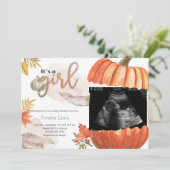 Gold Herfst Pumpkin Het is een meisje Baby shower Kaart (Staand voorkant)
