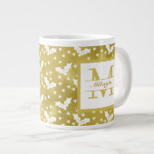Gold Holly Botanical Monogram Kerst Grote Koffiekop (Voorkant rechts)
