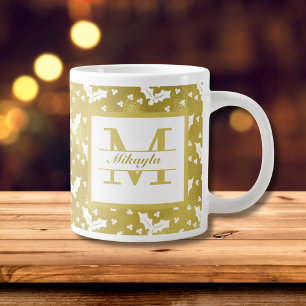 Gold Holly Botanical Monogram Kerst Grote Koffiekop