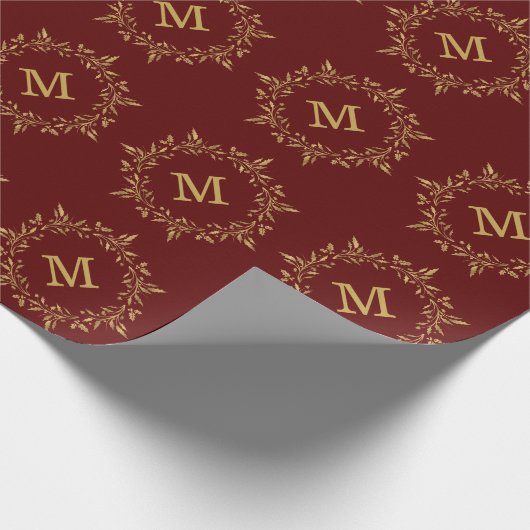 Gold Holly Wreated kerstmonogram Cadeaupapier (Hoek)