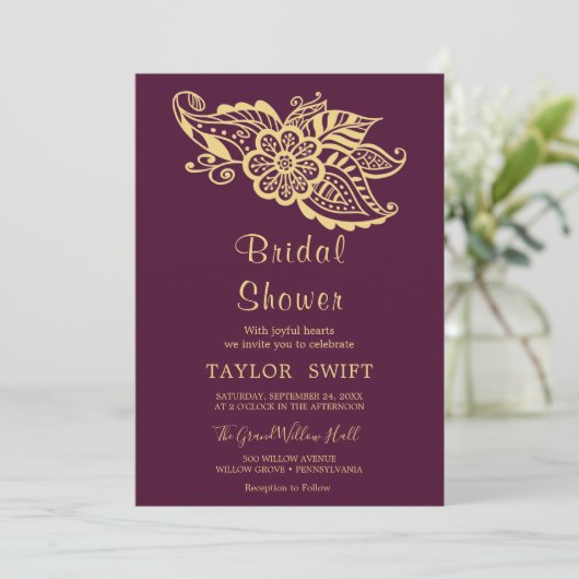 Gold Indian Paisley Bruids Douche Uitnodiging (Staand voorkant)