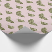 Gold Jewel Butterflies op Bleek Roze Cadeaupapier (Hoek)