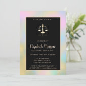 Gold Justice Scale Holographic Graduation Party Kaart (Staand voorkant)