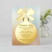 Gold Kerstbal Ornament Holiday Folie Uitnodiging (Staand Voorkant)