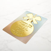Gold Kerstbal Ornament Holiday Folie Uitnodiging (Gedraaid)