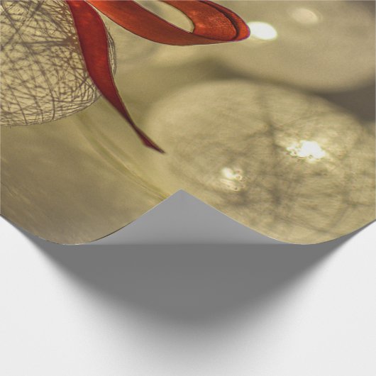 Gold kerstballen, String Lights, Red Bow Holiday Cadeaupapier (Hoek)