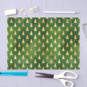 Gold kerstbomen op groen tissuepapier (Craft)