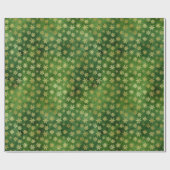 Gold kerstsnowflakes op groen cadeaupapier (Vlak)