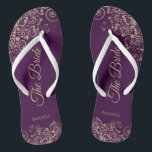 Gold Lace op Plum Paarse Elegant The Bride Wedding Teenslippers<br><div class="desc">Dans de nacht weg met deze mooie trouwteenslippers. Ontworpen voor de bruid, kenmerken zij een eenvoudig maar elegant ontwerp met goudkleurig manuscript dat op een plum paars gekleurde achtergrond en fancy gouden lace krullen en swirls tekent. Mooie manier om fancy en geschikt te blijven terwijl je voeten na een lange...</div>