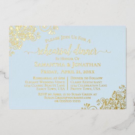 Gold Lace op Powder Blue Wedding Rehearsal Dinner Folie Uitnodiging (Voorkant)