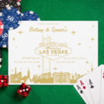 Gold Las Vegas Skyline Wedding Invitation Kaart<br><div class="desc">Pas de kleur en de doopvonten evenals de kleur van grafisch aan. Originele vectorillustratie door Becky Nimoy</div>