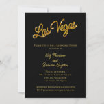 Gold Las Vegas Sparkles Rehearsal Dinner Kaart<br><div class="desc">Deze Las Vegas repesal Dinner Uitnodiging wordt geaccentueerd met een dun goudtype op een zwarte achtergrond, die het voor een bestemmingsbruiloft in Las Vegas perfect maakt. Het maakt deel uit van het Gold Las Vegas Sparkles Wedding Collectie. Als extra coördinerende punten nodig zijn, enkel contacteer ons bij prettyfancyinvites@gmail.com met uw...</div>