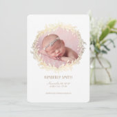 Gold Laurel Krans Witte Pasgeboren Baby Foto Geboo Aankondiging (Staand voorkant)