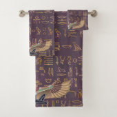 Gold Lavender Egyptian Princess Hieroglyphs Bad Handdoek (Insitu)
