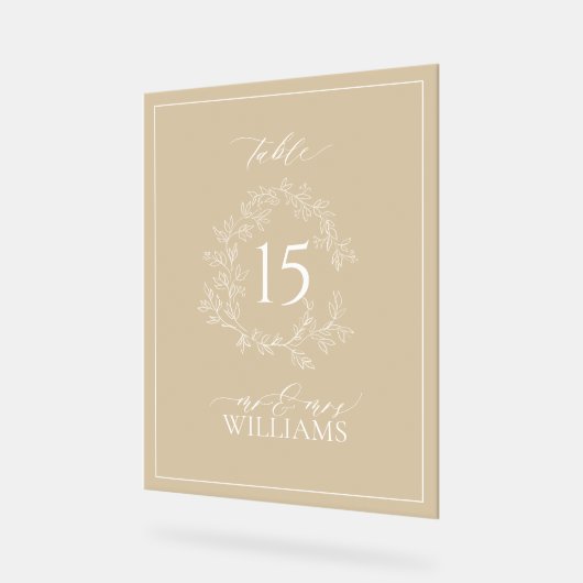 Gold Leafy Crest Monogram Wedstrijknummer Acryl Bord (Hoek)