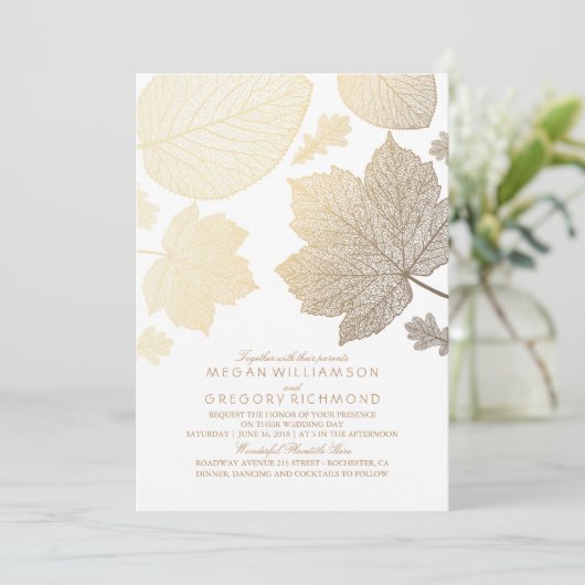 Gold Leaves  Elegant Fall Wedding Kaart (Staand voorkant)