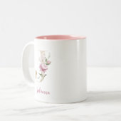 Gold Letter J, Monogram J, Roze Floral geeft haar Tweekleurige Koffiemok (Voorkant links)