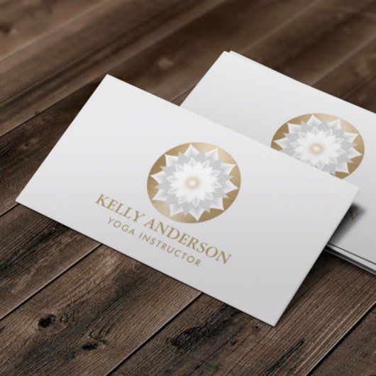 Gold Lotus Logo Yoga Instructor Salon Spa Visitekaartje
