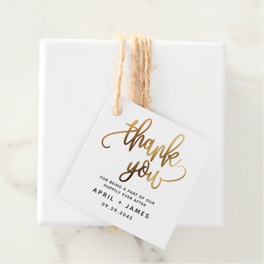 Gold Lovely Script Typography Wedding Bedankjes Labels (In situ)