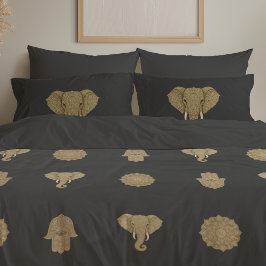 Gold Mandala Elephant Hamsa Hand - Reversible Boho Kussensloop