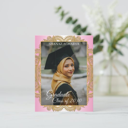 Gold Mandala over roze Afstuderen aankondiging Briefkaart (Staand voorkant)