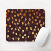 Gold Maple Leaf op donkerrood Muismat (Met muis)