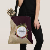 Gold Marble en Burgundy Floral Monogram Tote Bag (Dichtbij)