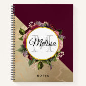 Gold Marble Pattern en Burgundy Florals Monogram Notitieboek (Voorkant)