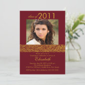 Gold & Maroon Red Photo Afstuderen Uitnodiging (Staand voorkant)