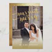 Gold Married and Merry Script 2 Photo Holiday Kaar Feestdagenkaart (Voorkant / Achterkant)
