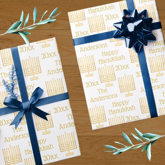 Gold Menorah op White Chic Hanukkah persoonlijke Cadeaupapier