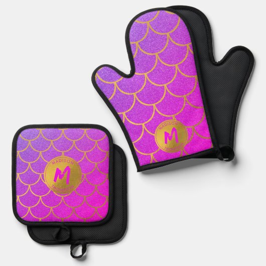 Gold Mermaid Scales Roze Glitter Pattern Monogram Ovenwant & Pannenlap Set (Voorkant / Achterkant)
