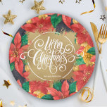 Gold Merry Kerstmis op Poinsettias Papieren Bordje<br><div class="desc">Vrolijk kerstfeest in het witte kerkschrift op een spetter van faux gouden folie op een vette rode en gouden poinsettia achtergrond,  deze papieren borden zijn ook gepersonaliseerd met jouw naam. Geweldig voor je thuis of cadeau als cadeau. MATCHERENDE luiers en MEER design in onze winkel.</div>