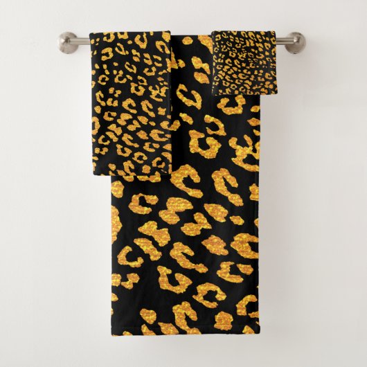 Gold Metallic loodopard Pattern op Black Bad Handdoek (Insitu)