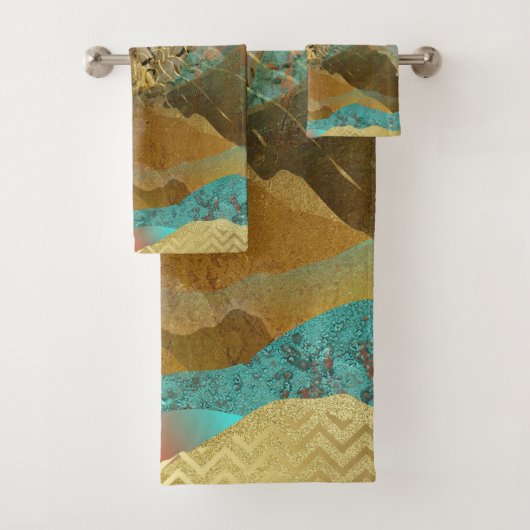 Gold Metallic Mountain Vista Landscape Bad Handdoek (Insitu)