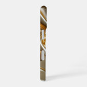 Gold Metallic Silk Texture iPhone 16 Hoesje (Rechterkant)