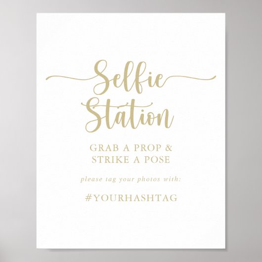 Gold Minimalist Calligraphy Selfie Station Sign. Poster (Voorkant)