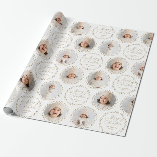 Gold Modern Script Merry Christmas Family 6 photo Cadeaupapier (Uitgerold)