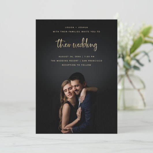 Gold Modern Script met foto | Weddenschap Kaart (Staand voorkant)