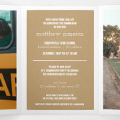 Gold Modern Textured Photo Afstuderen Drieluik Uitnodiging (Binnenkant midden)