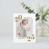 Gold Modern Typografie Happy Nieuwjaar 2022 Foto Feestdagenkaart (Staand voorkant)