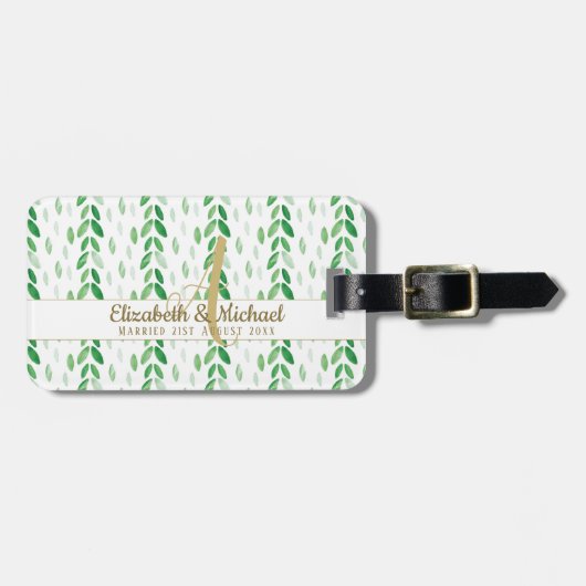 Gold Monogram Botanische Waterverf Greenery Weddin Bagagelabel (Voorkant horizontaal)